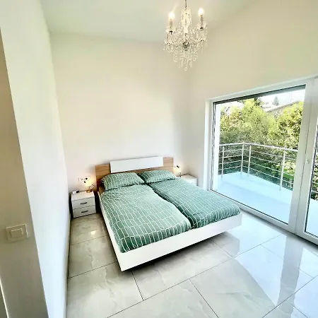 Holiday home 4 Bedroom Private House On The Hill Ljubljana