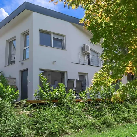 Jacobs Legacy - 4 Bedroom House, Free Parking, Near Center * Lublaň