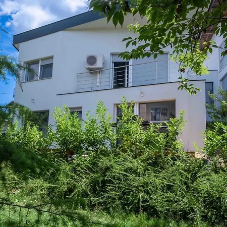 Jacobs Legacy - 4 Bedroom House, Free Parking, Near Center Prázdninový dům