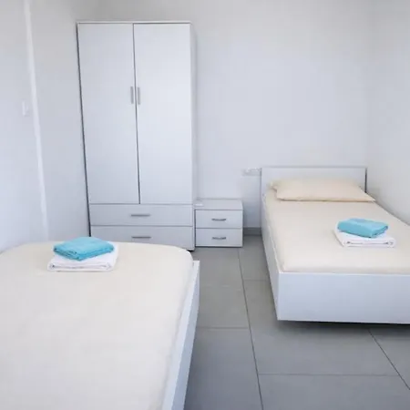 Jacobs Legacy - 4 Bedroom House, Free Parking, Near Center Lubiana